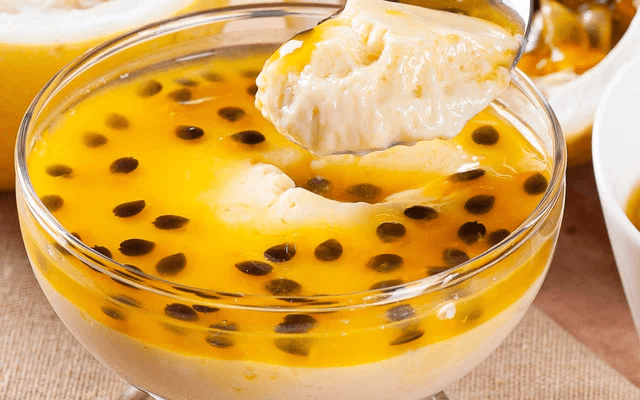 MOUSSE DE MARACUJÁ LEVE